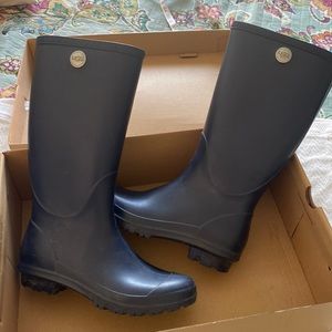 Ugg Navy Rainboots